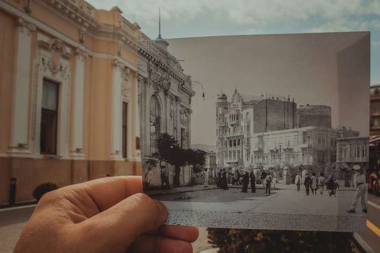 Азербайджанский фотограф соединяет прошлое с настоящим, с невероятной точностью воспроизводя исторические снимки