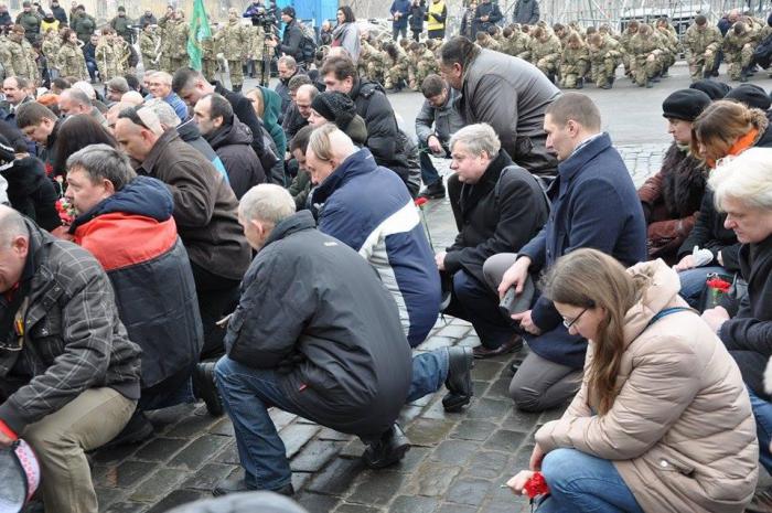 «Небесная сотня», блокада и стычки. В Киеве беспорядки