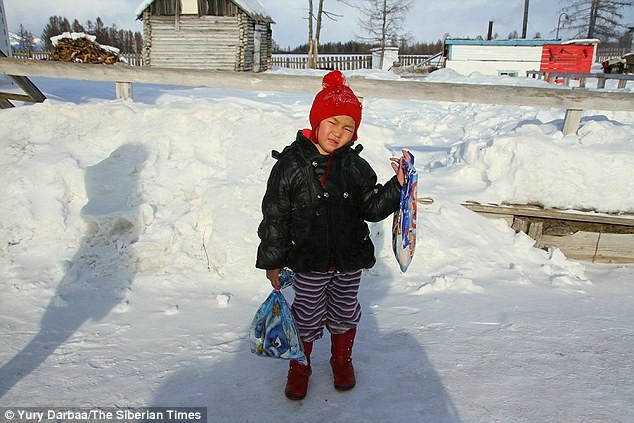 4-летняя девочка привела помощь к родным через зимнюю тайгу!