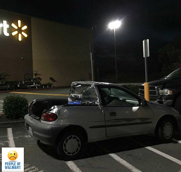 Эти люди просто пришли за покупками в американский супермаркет Walmart