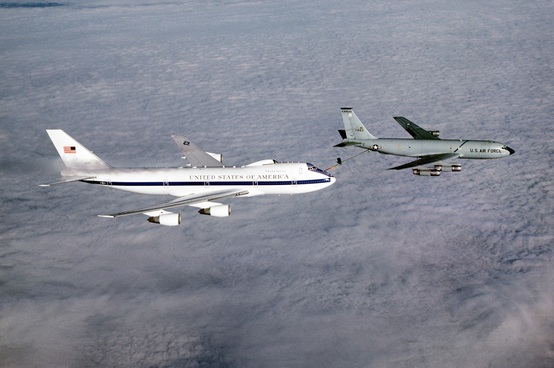 Boeing 747. Первый в мире дальнемагистральный двухпалубный широкофюзеляжный пассажирский самолёт