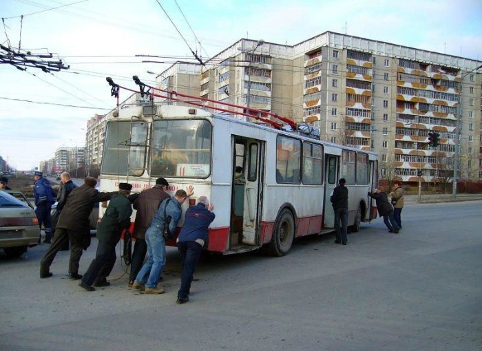 17 жизненных снимков, демонстрирующих всю суровость общественного транспорта и его пассажиров