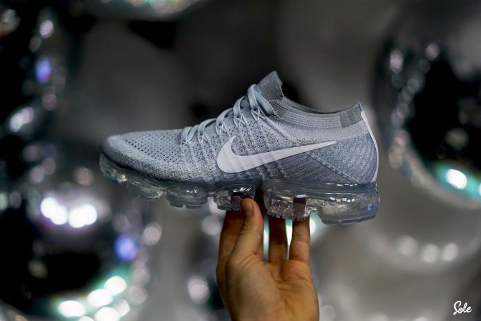 Вечные «кевларовые» кроссовки Nike VaporMax на воздушной подушке