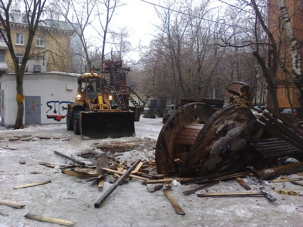 Мэрия снесла одну из лучших детских площадок Москвы