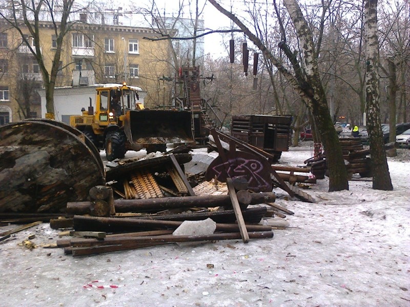 Мэрия снесла одну из лучших детских площадок Москвы