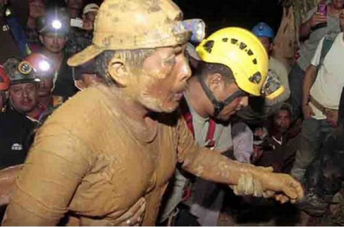 После 17 лет проведенных под землей — шахтер был найден живым. 
