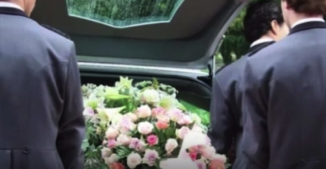 Прощальный подарок: он организовал похороны дочери за 42 миллиона! Самая грустная и трогательная история!