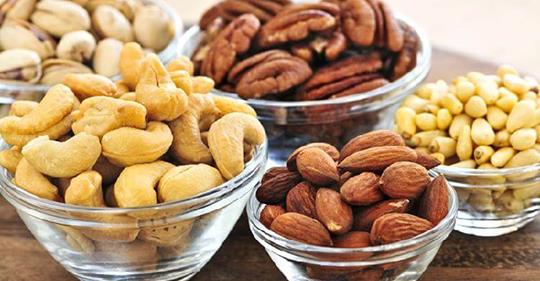 Орех ореху — рознь, поэтому их нужно уметь правильно есть