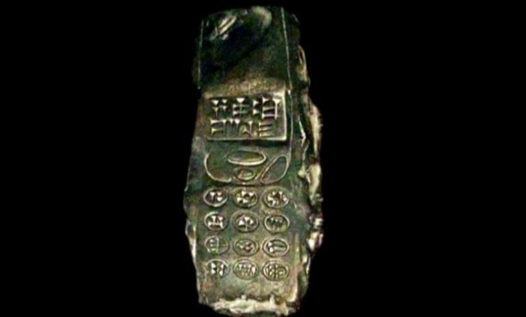 В Зальцбурге археологи нашли телефон, которому около 800 лет