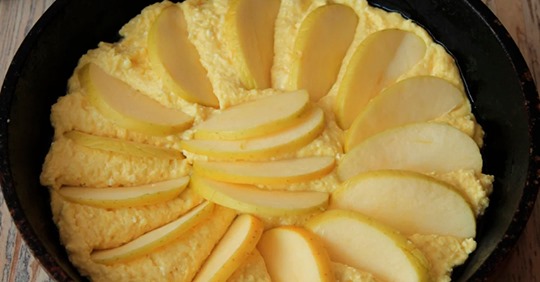 Творожный пирог на сковороде, которые заменит сырники и готовится намного проще