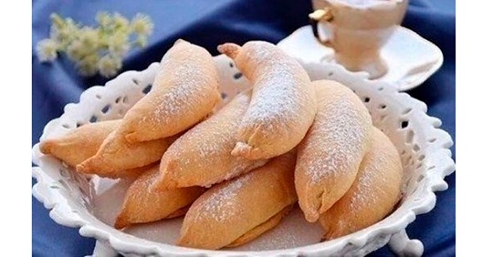 Творожное печенье на сметане: те самые советские любимые “бананы”