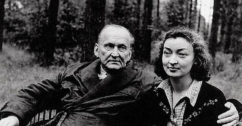 Их любовь остается одной из самых романтичных и вдохновляющих в летописи ХХ столетия: Лидия и Александр Вертинские.