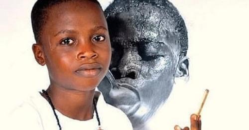 Мальчик из Африки так точно рисует людей, что их не отличить от фотографии