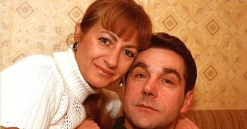 «Как мама и сын»: Маковецкого засняли на отдыхе с 80-ти летней женой