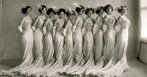 Первый в истории конкурс красоты прошел в Бельгии, 19 сентября 1888 года