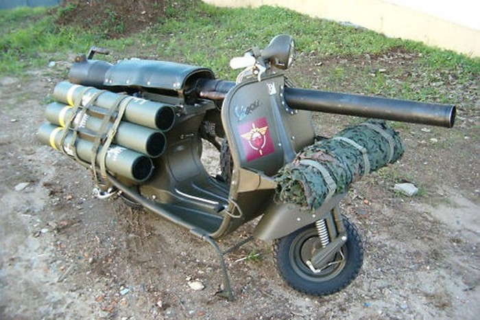 Bazooka Vespa - мотороллер, который мог уничтожать танки